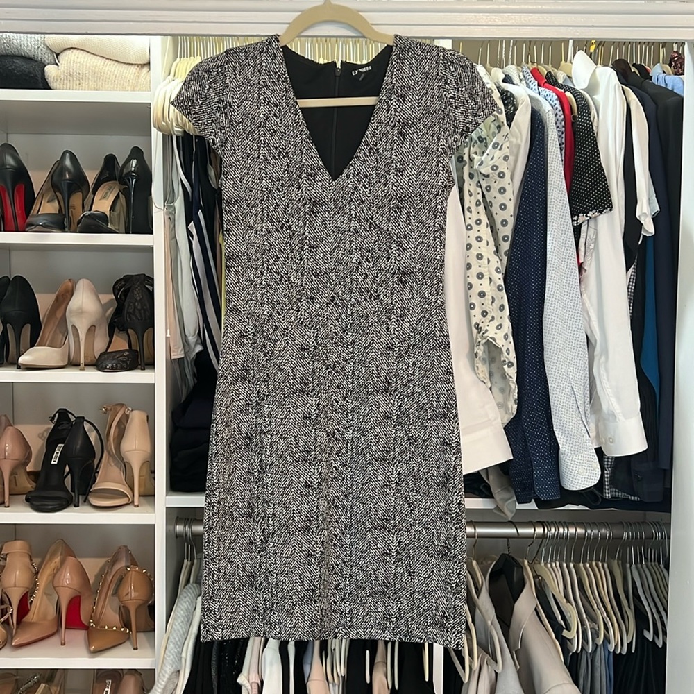 Express Dress, black and white short sleeve XS